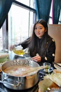 火锅美女爱爆料是谁啊视频,揭秘视频背后的热门话题  第2张